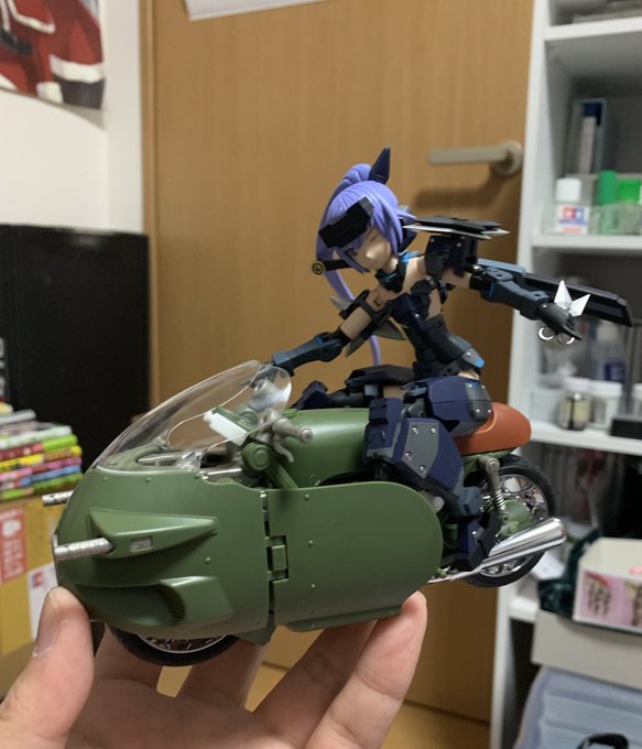 ブルマのバイクとFAガールのサイズ感が優秀だったので、BGGPはこれにしようかと思いました(˘ω˘ ≡ ˘ω˘) ブルマのバイクとFAガールのサイズ感が優秀だったので、BGGPはこれにしようかと思いました(˘ω˘ ≡ ˘ω˘)