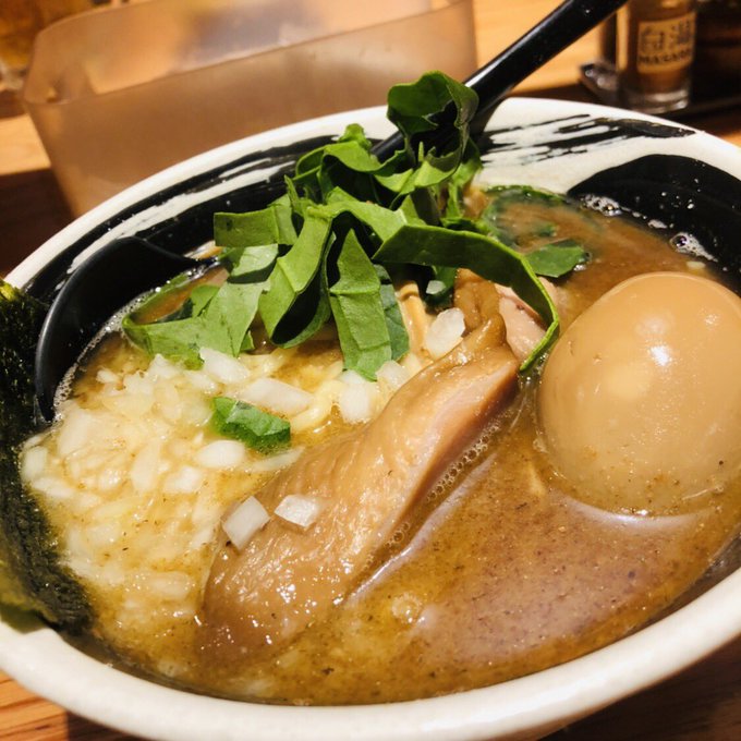 大潮満月は僕の土俵ですがテスト前により歯を食いしばりながらも断念。ハマトラ食って帰宅してます。横浜タックルベリーのすぐそ 大潮満月は僕の土俵ですがテスト前により歯を食いしばりながらも断念。ハマトラ食って帰宅してます。横浜タックルベリーのすぐそ