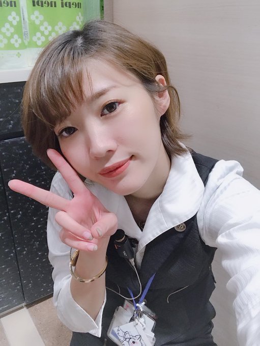 こんばんちゃ🧚♂️ゆん🍎ですー😘そういえば一昨日お休みだったのでまどマギ2をうちに行ってきました💕ほむらエピボ2回のワ こんばんちゃ🧚♂️ゆん🍎ですー😘そういえば一昨日お休みだったのでまどマギ2をうちに行ってきました💕ほむらエピボ2回のワ
