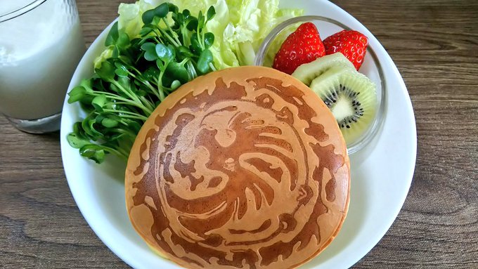 デッドフェニックスは3回焼いているのですがいつも何かイマイチ…実物を入手したらまた…(アーチャーやリヴァイブの時と同様に デッドフェニックスは3回焼いているのですがいつも何かイマイチ…実物を入手したらまた…(アーチャーやリヴァイブの時と同様に
