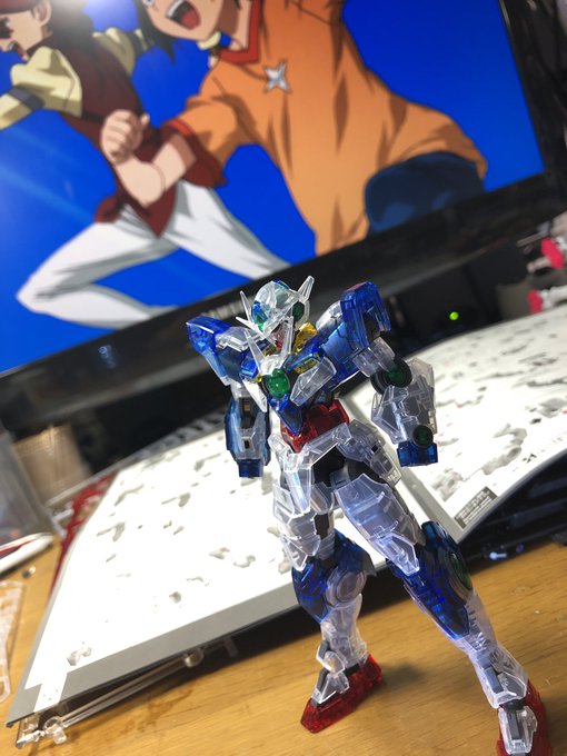 仕事終わって帰ってきて、ビルドファイターズ見ながらプラモ作るのめっちゃ癒される。 仕事終わって帰ってきて、ビルドファイターズ見ながらプラモ作るのめっちゃ癒される。