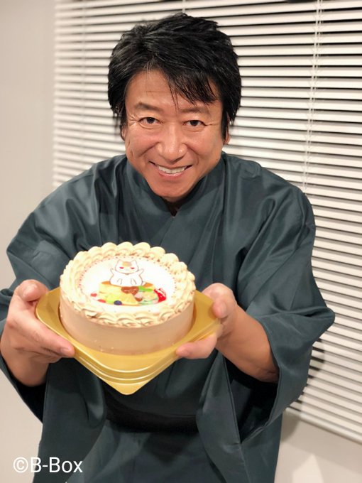 【🎂発売情報🎈】#夏目友人帳 のバレンタインケーキ&マカロンが発売!!🎂昨日のニコ生番組中にいただきました♡皆さんに好評 【🎂発売情報🎈】#夏目友人帳 のバレンタインケーキ&マカロンが発売!!🎂昨日のニコ生番組中にいただきました♡皆さんに好評