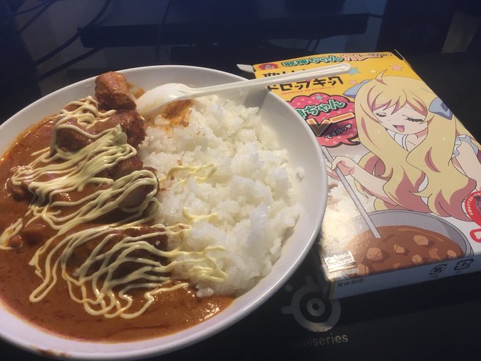 昨日ぶり3回目邪神ちゃんカレー、とんかつマヨネーズ添え 昨日ぶり3回目邪神ちゃんカレー、とんかつマヨネーズ添え