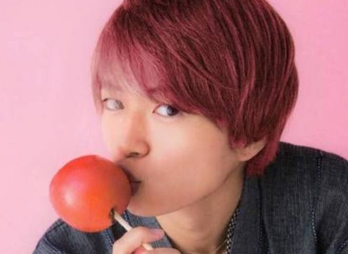 ショッキングピンクの鬼太郎?銀の鬼太郎?黒の鬼太郎?紫の鬼太郎も見たい…。いや、待てよ。赤の鬼太郎で腰振りってのも良き。 ショッキングピンクの鬼太郎?銀の鬼太郎?黒の鬼太郎?紫の鬼太郎も見たい…。いや、待てよ。赤の鬼太郎で腰振りってのも良き。