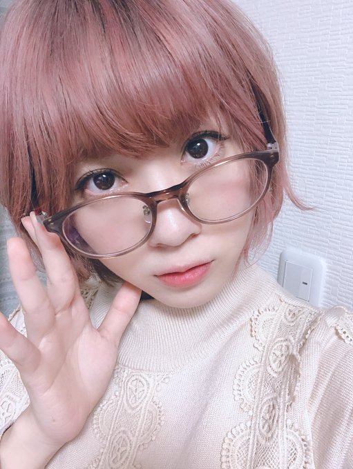 境界の彼方の未来と髪色似てるので調子にのりました 長さが少し足りない!!! #即席コスプレ 境界の彼方の未来と髪色似てるので調子にのりました 長さが少し足りない!!! #即席コスプレ