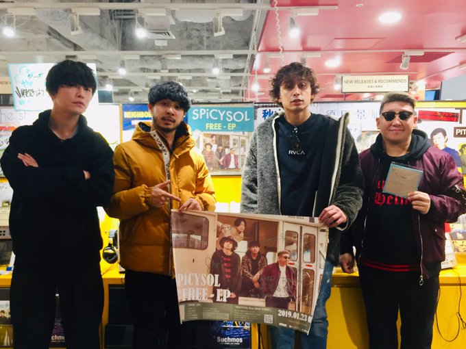 ✨本日お店回り✨タワーレコード渋谷店さんにご挨拶☺️いつもありがとうございます🤙#SPiCYSOL #FREE #EP ✨本日お店回り✨タワーレコード渋谷店さんにご挨拶☺️いつもありがとうございます🤙#SPiCYSOL #FREE #EP