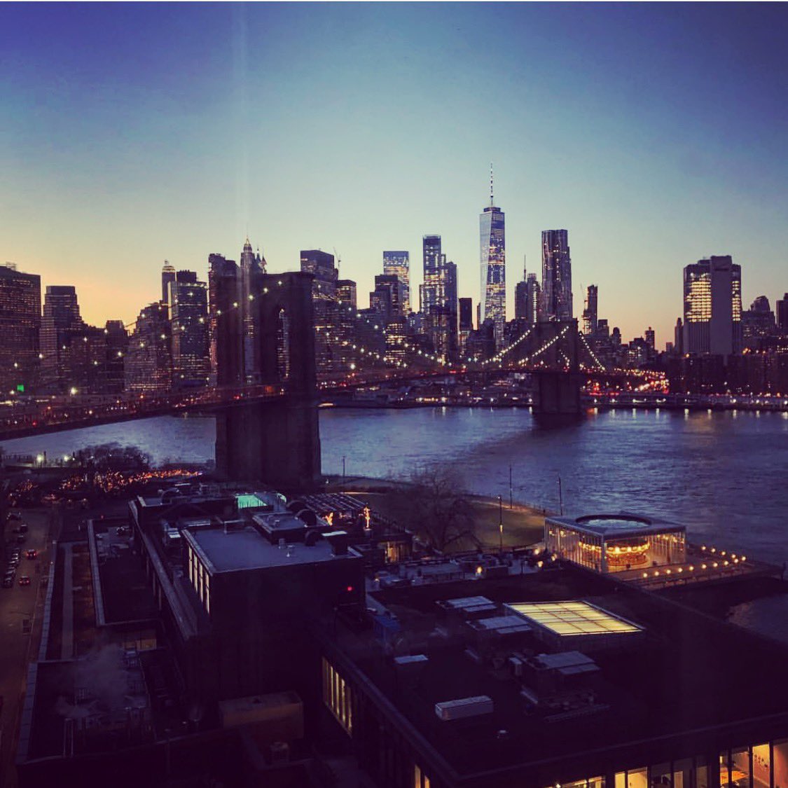 Love my new office view ????❤️
#office 
#workworkwork 
#breathtaking 
#newyorkcity 
#inspiring https://t.co/nNyGg49bqy