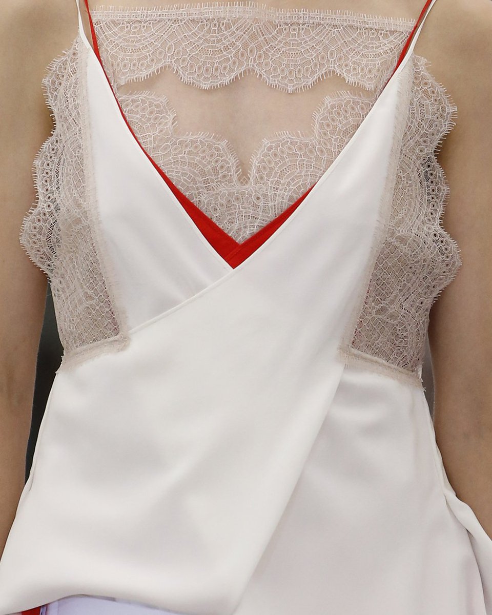 Elegant. Refined. Simple. My new #VBSS19 lace tops. Head to https://t.co/d5ZMGqIlL3 to explore! x VB https://t.co/uukJUrqiUG