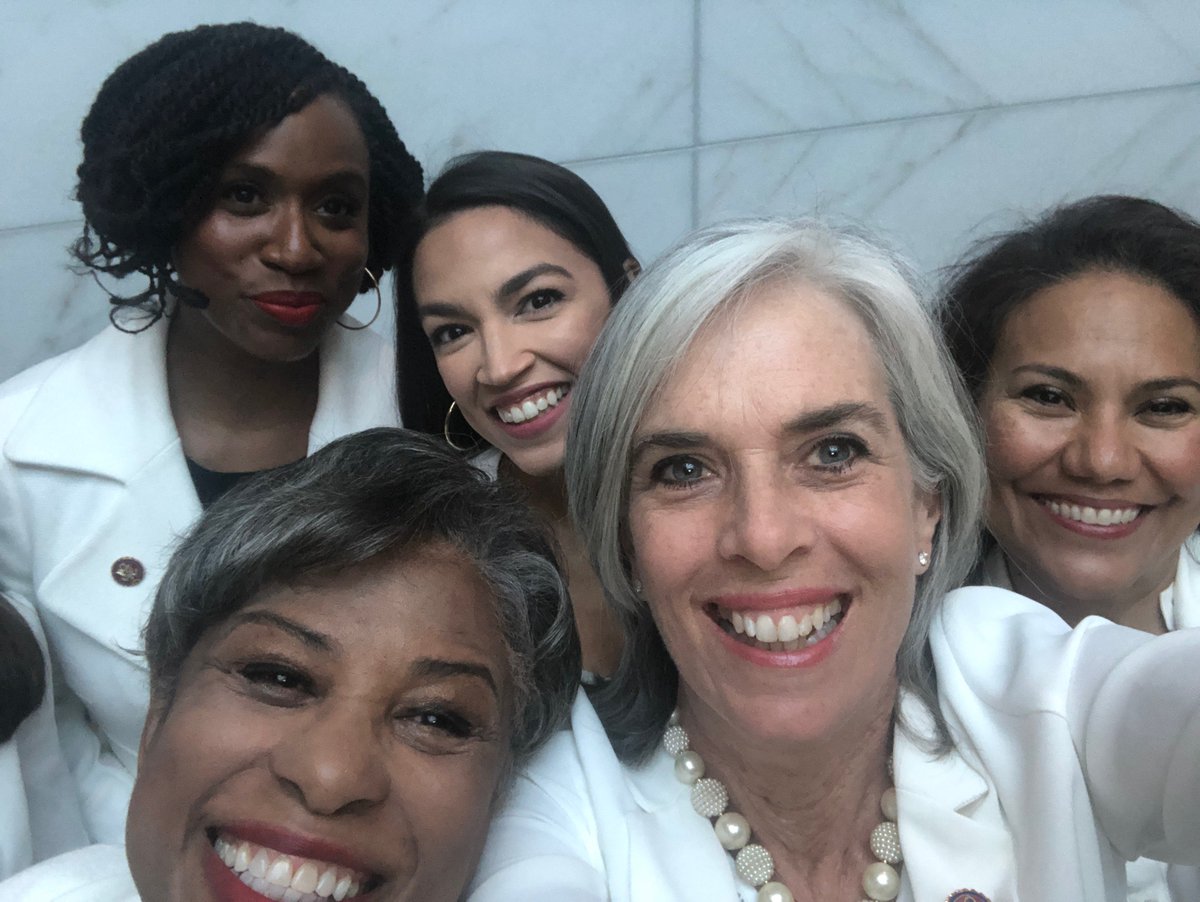 RT @RepKClark: Sisters of the Union! #SOTU #womenleaders #HERstory #StateOfTheWoman https://t.co/zzRUnCuKt2