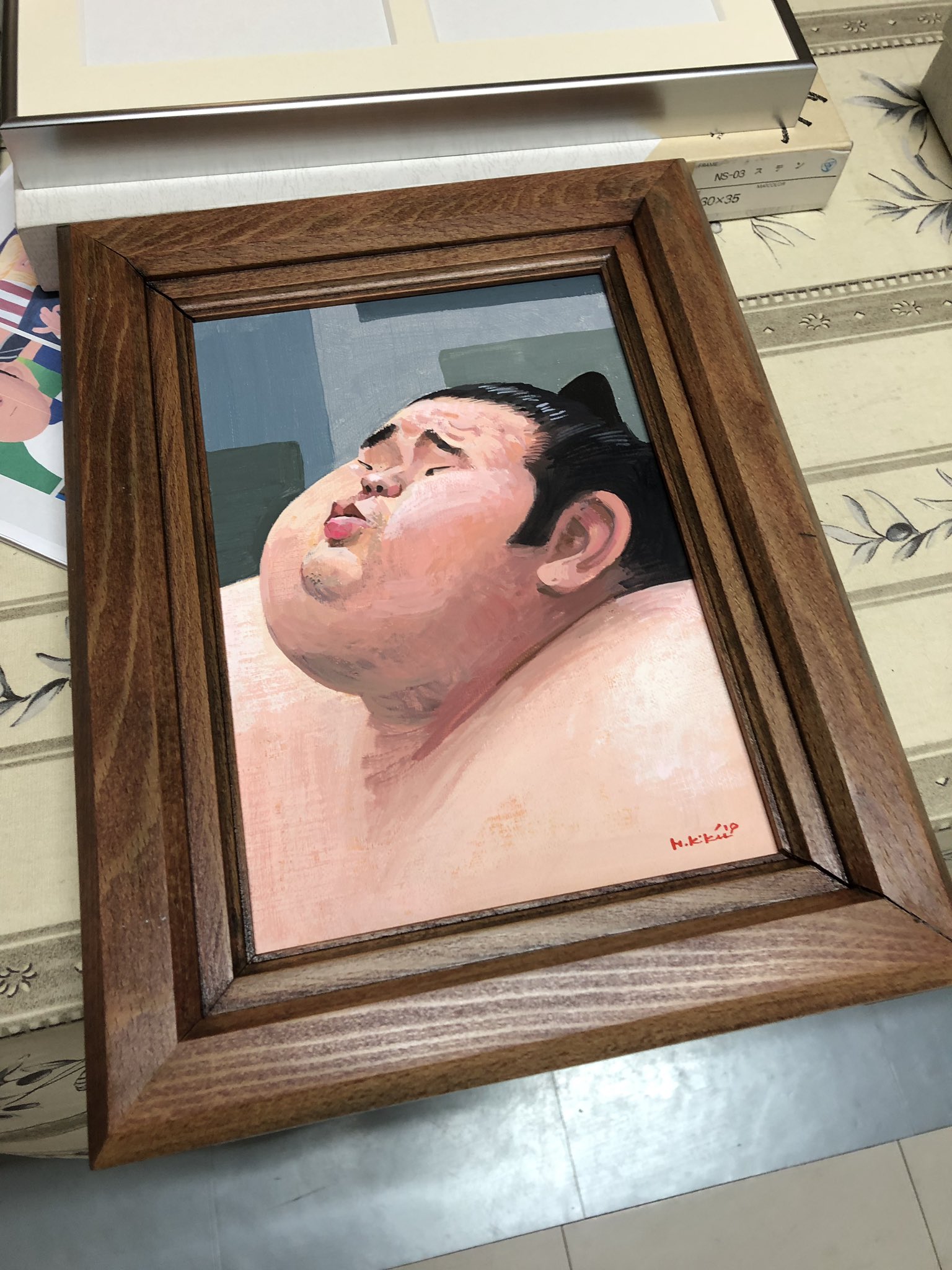 Dyw87rLUUAABQh6.jpg:large