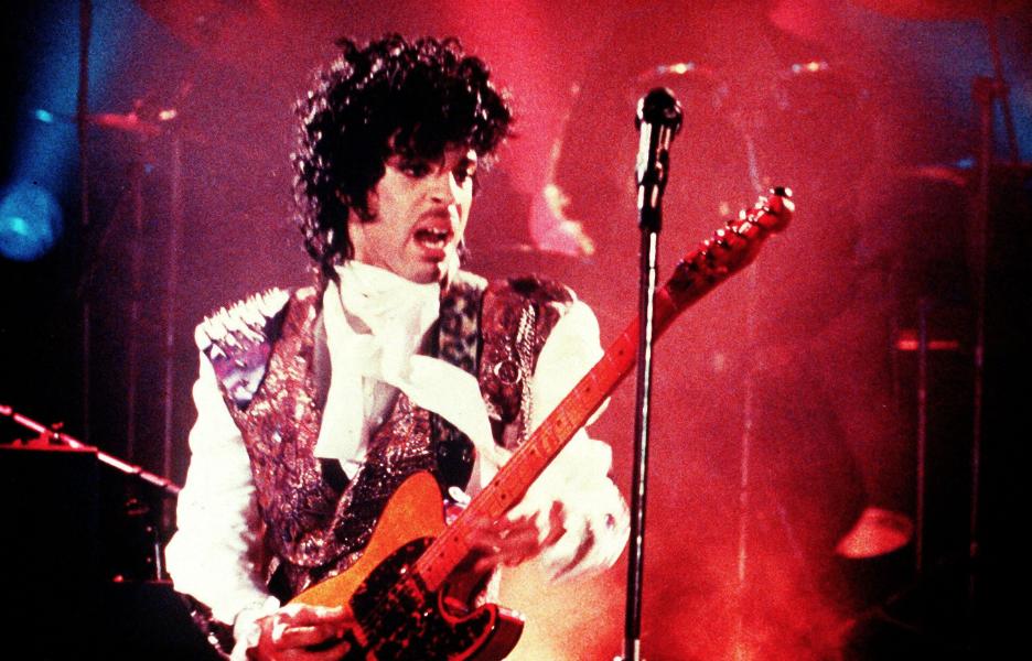 RT @RollingStone: How Prince’s social activist networks are keeping his vision alive https://t.co/1QR0eZsyID https://t.co/MY0NNIgbB6