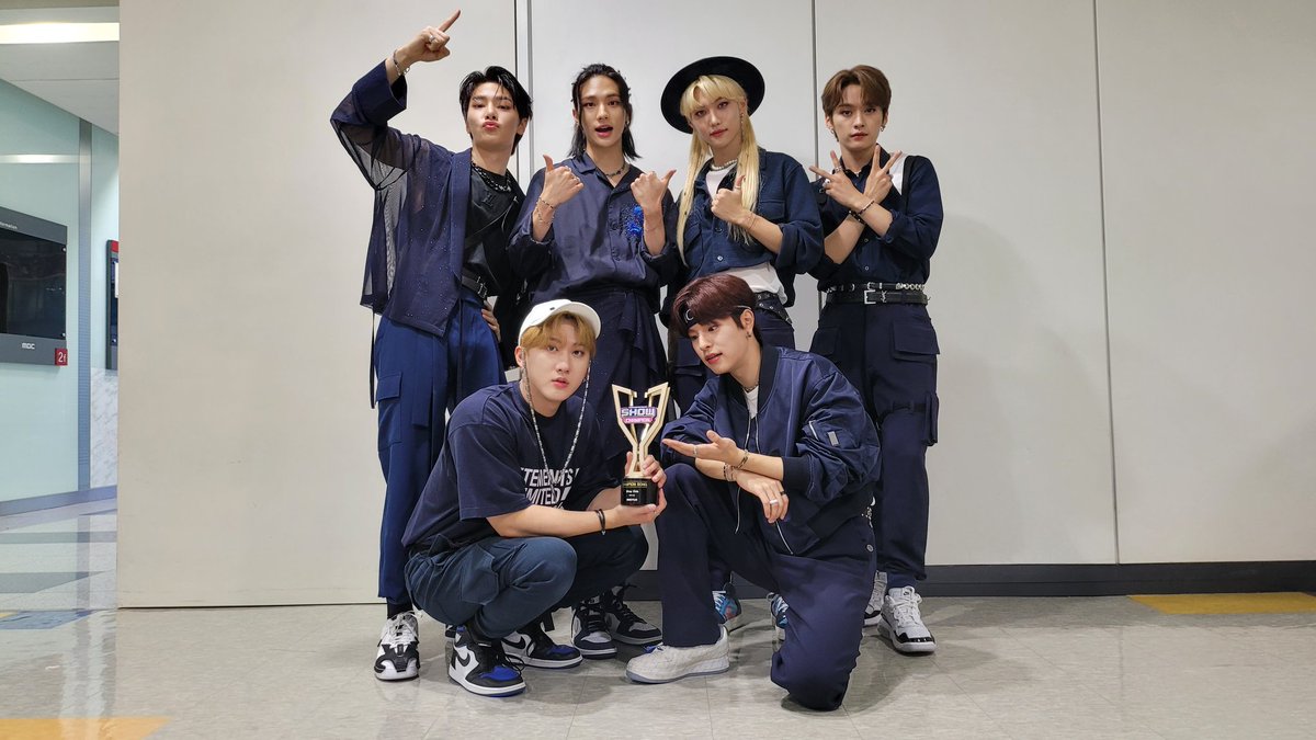 Stray Kids no easy