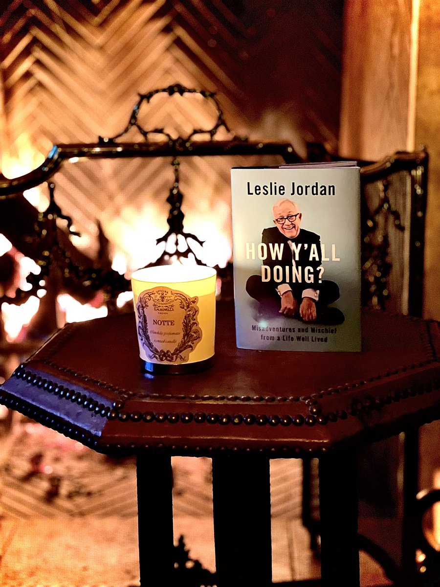 Don’t be jealous that I spent Friday night with Leslie Jordan and a raging 🔥 His book is amazing! 