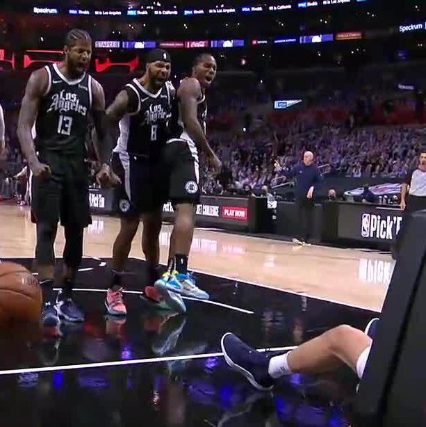 Mavs NBA Playoffs: How Maxi Kleber 'Beat' Kawhi in Clippers 'Dunk