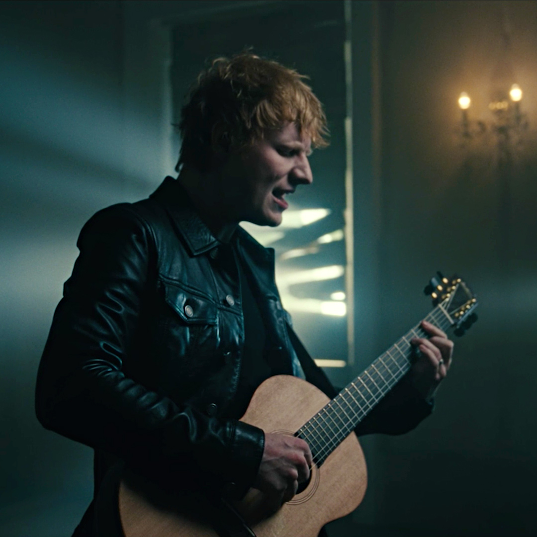 Ed's acoustic version of Bad Habits is out now 
 
#BadHabits 