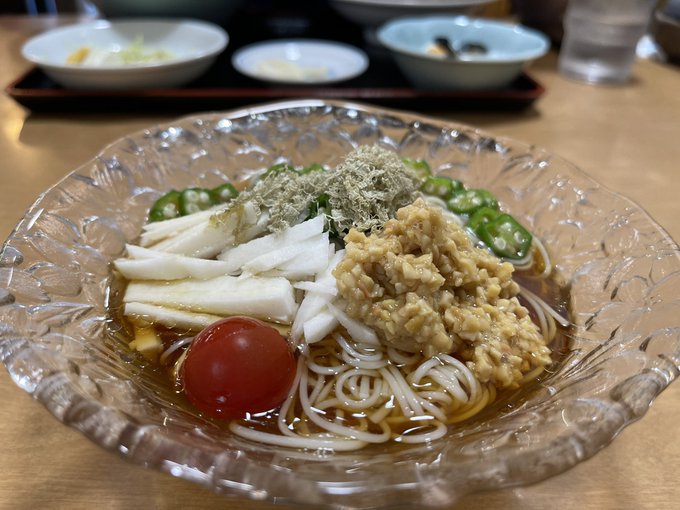 今日のお昼は #よろこぶそうめん 食べました💖#富山県南砺市 #JR城端線 #福光駅 夫と #駅前でチュー #利賀村清流 今日のお昼は #よろこぶそうめん 食べました💖#富山県南砺市 #JR城端線 #福光駅 夫と #駅前でチュー #利賀村清流