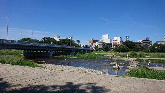 四畳半神話大系(夜は短し歩けよ乙女)聖地巡礼!お馴染み鴨川デルタ!(勿論加茂大橋も見てきた)先輩の初デート地進々堂!合格 四畳半神話大系(夜は短し歩けよ乙女)聖地巡礼!お馴染み鴨川デルタ!(勿論加茂大橋も見てきた)先輩の初デート地進々堂!合格
