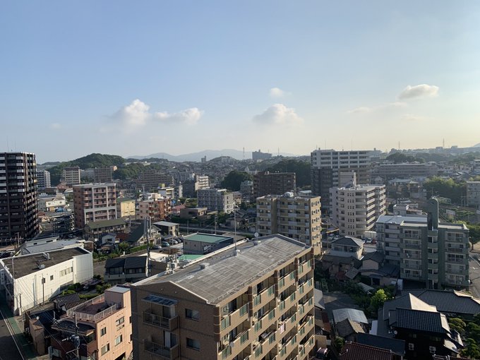 皆さま、おはようございますです🎃福岡、晴れ、30℃の朝です。アニソン大好きな曲プレイリスト聴きながら通勤。わたしとわたし 皆さま、おはようございますです🎃福岡、晴れ、30℃の朝です。アニソン大好きな曲プレイリスト聴きながら通勤。わたしとわたし