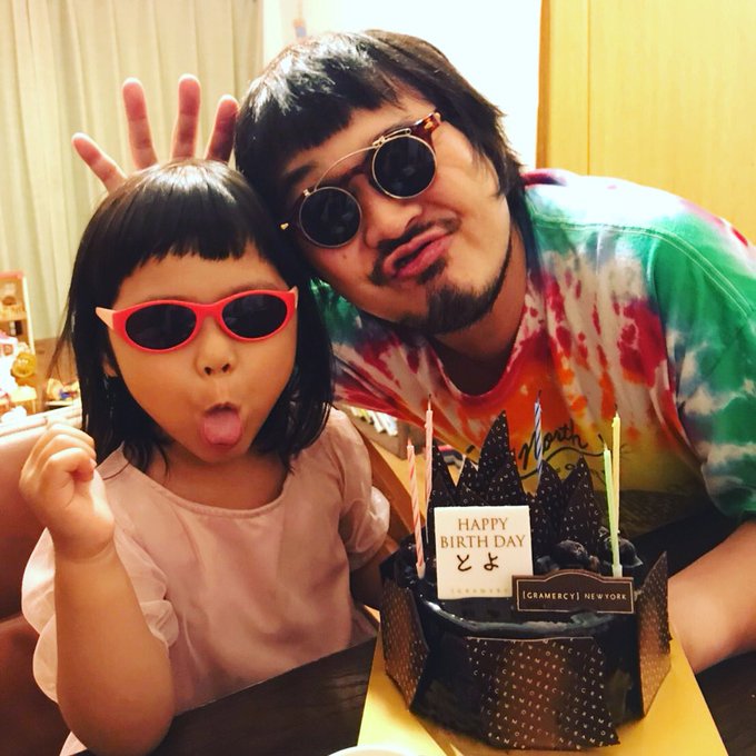 ロックンロールとぅうみい惑わされるなまどわっちゃえ失敗してもまた頑張りなよ父ちゃん君には愛する家族や表現だけで渡り合えた ロックンロールとぅうみい惑わされるなまどわっちゃえ失敗してもまた頑張りなよ父ちゃん君には愛する家族や表現だけで渡り合えた