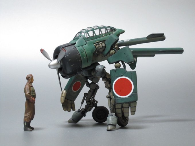 僕の飛行機ロボの原点はこのゼロ戦ロボです。もう7年も前になるので知らないフォロワーさんも多いかもですが。アメリカのメーカ 僕の飛行機ロボの原点はこのゼロ戦ロボです。もう7年も前になるので知らないフォロワーさんも多いかもですが。アメリカのメーカ
