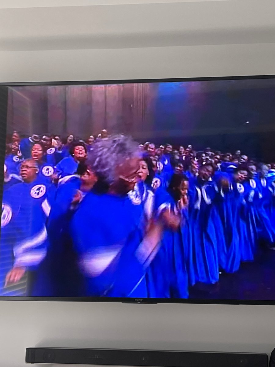 ⛪️: Mississippi Mass Choir 