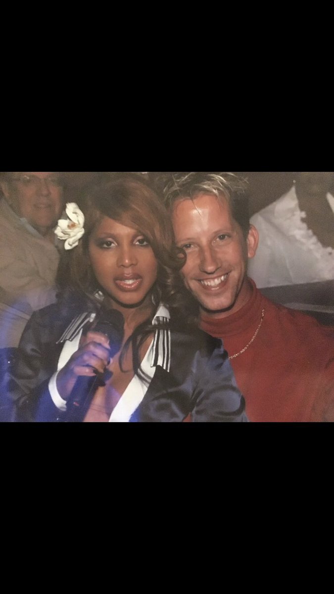 RT @in4birdie: @tonibraxton Fun.  Playing golf. Remember this pic? @Flamigo #ComeVisitOrlando https://t.co/yt5rCQJ6Id