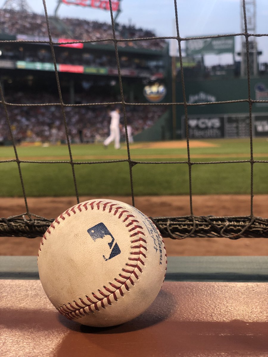 Sunday is #SaleDay #FenwayPark @RedSox https://t.co/92eZIbEZtI