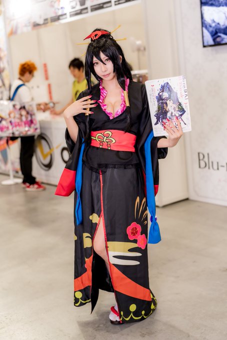 C96企業出展ブース3日目オーバーラップ公式レイヤーさん()ありふれた職業で世界最強 ティオ・クラルスたける。さん()撮 C96企業出展ブース3日目オーバーラップ公式レイヤーさん()ありふれた職業で世界最強 ティオ・クラルスたける。さん()撮