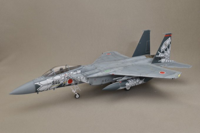 F-15Jイーグル“小松スペシャル2018”、完成です。こちらはハセガワ1/72。スペマのデカールは濃いグレー部分含めた F-15Jイーグル“小松スペシャル2018”、完成です。こちらはハセガワ1/72。スペマのデカールは濃いグレー部分含めた