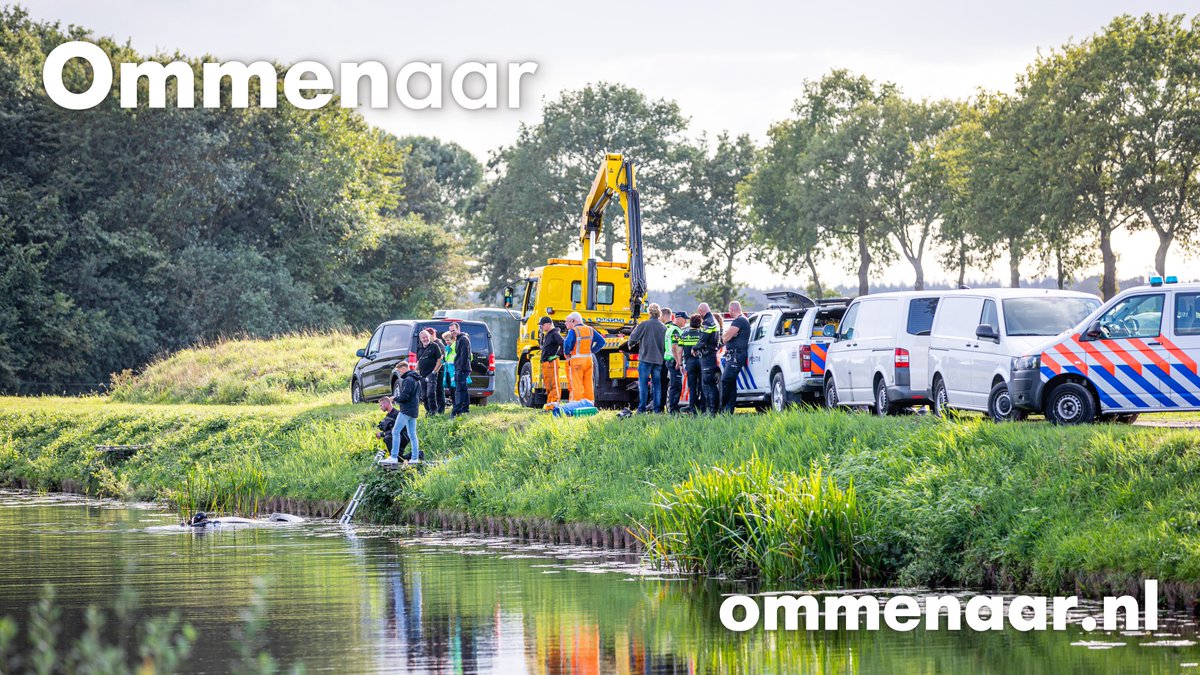 Auto met stoffelijk overschot gevonden in #Ommerkanaal tijdens zoektocht naar vermiste vrouw Zie:..