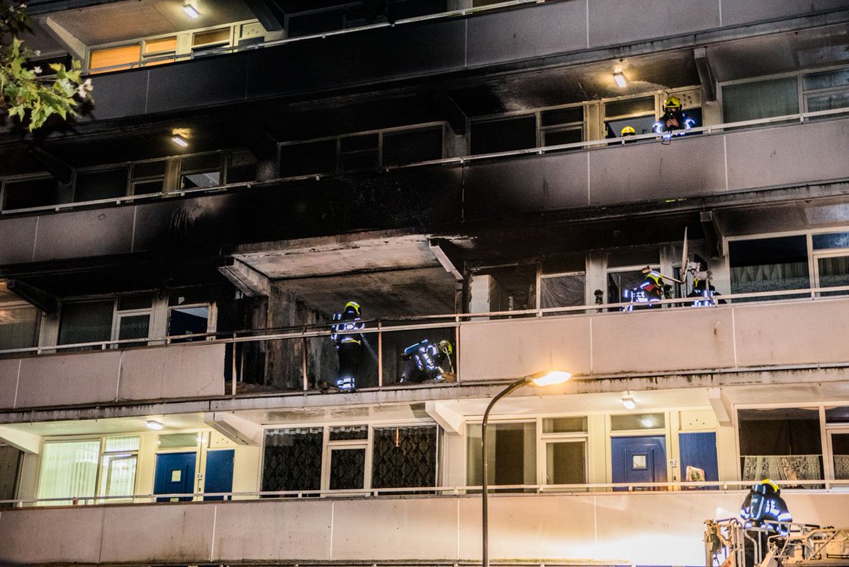 #Haarlem – Dode bij uitslaande brand in flat Rudolf Steinerstraat. #112nieuws #regio.