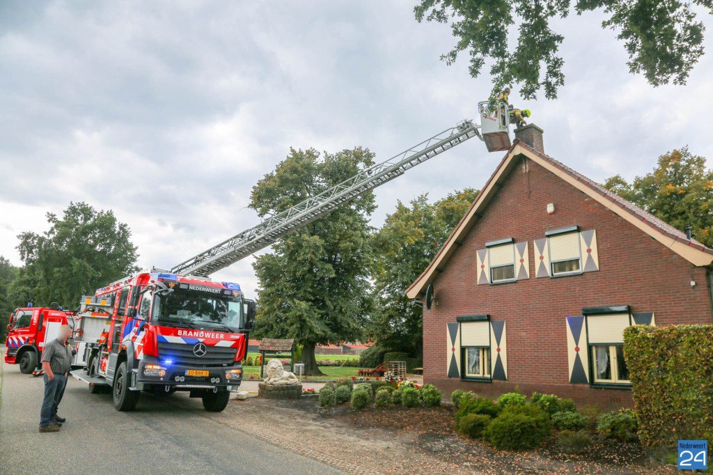 Melding schoorsteenbrand Ommelpad Nederweert