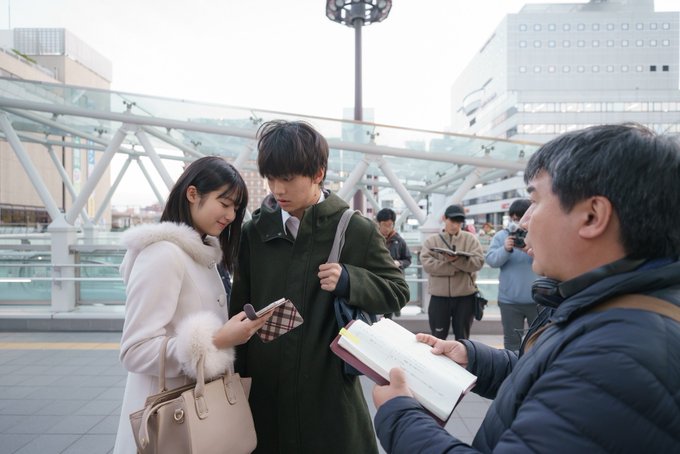 「惡の華」は本日も皆様の熱狂と共に公開中です!これは貴重な高校編の再会シーンのメイキング写真!長髪エクステにしてない健太 「惡の華」は本日も皆様の熱狂と共に公開中です!これは貴重な高校編の再会シーンのメイキング写真!長髪エクステにしてない健太