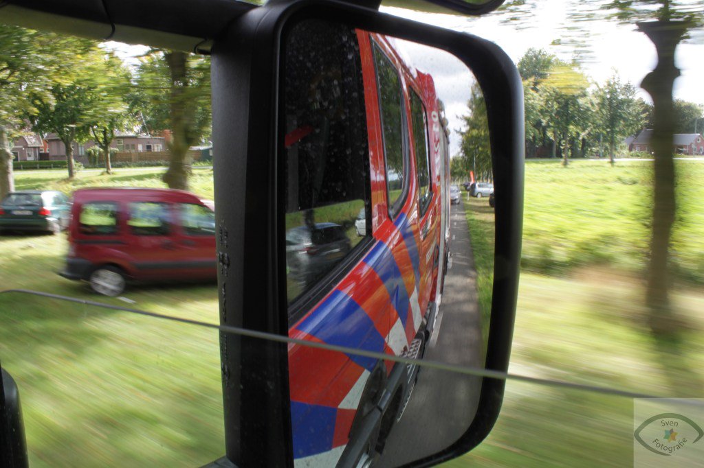 Brandweer rukt uit voor beslagen raam Kruiningen..