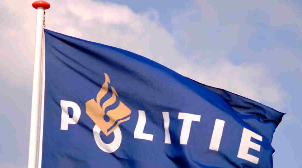 Getuigen gezocht van diefstal bestelbus op De Valkenberg • Lees meer op:. #TV #Valkenburg.