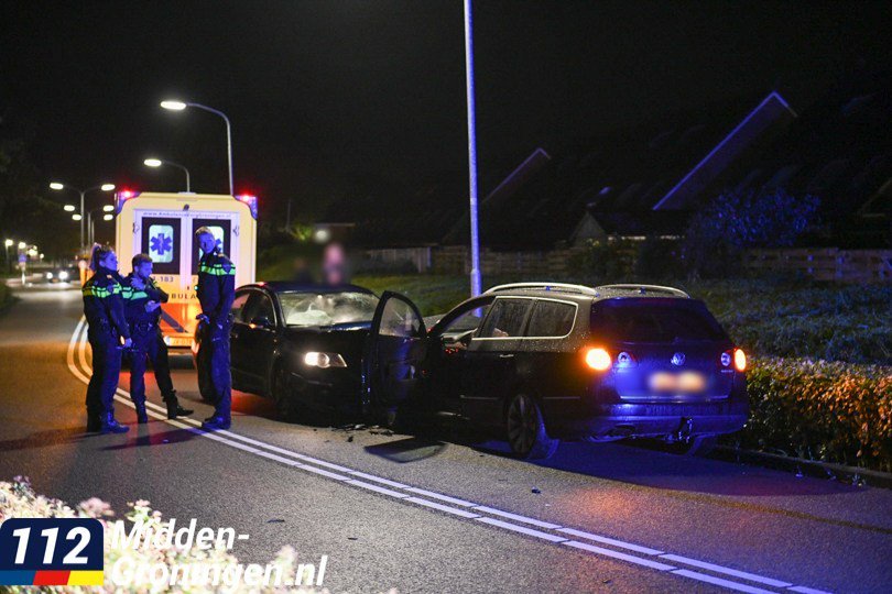 Gewonde bij frontale aanrijding op De Klinker in Sappemeer..