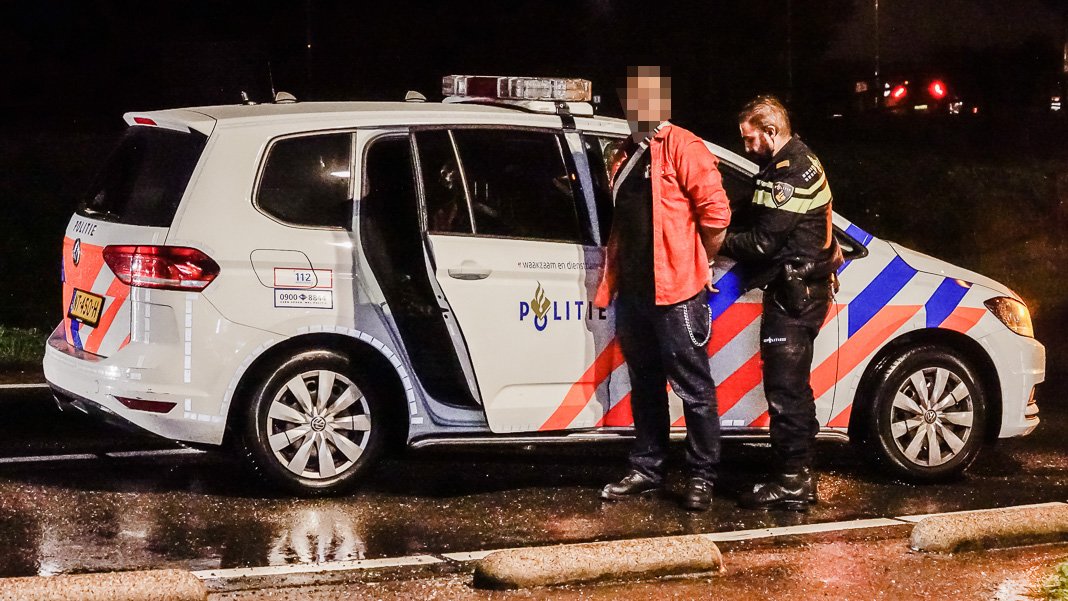 [UPDATE] 38-jarige Amsterdammer aangehouden na vechtpartij in touringcar..