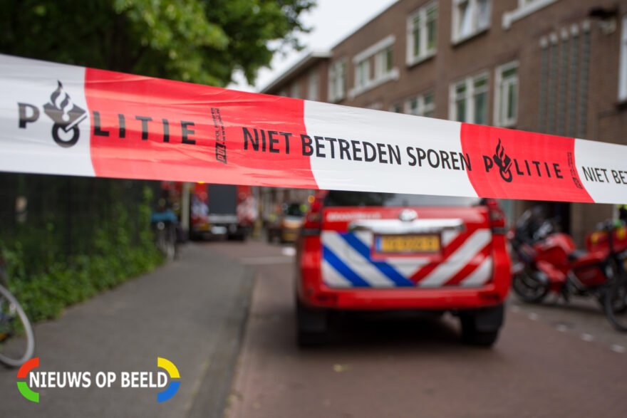 Meerdere personen uit woning gered na keukenbrand in De Vliegerstraat Den Haag -..