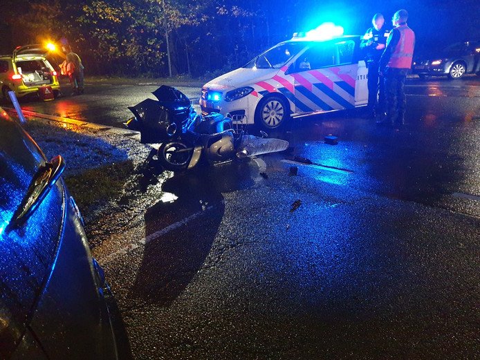 Scooterrijder gewond bij aanrijding in Soesterberg..