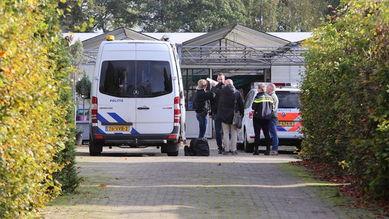 25 oktober 2019,  uur Explosie in drugslab Den Dungen werd man fataal De man die donderdagnacht dood werd gevonden in een drugslab aan de Spekstraat in Den Dungen kwam om het leven bij een explosie in dit lab. Dat maakte de politie vrijdagochtend.....