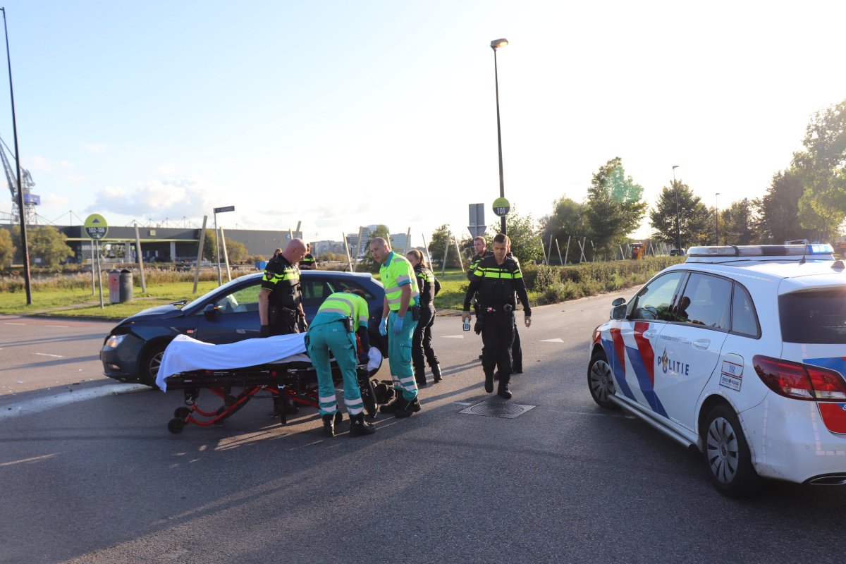 Melding verkeersongeval Hardwareweg Amsterdam