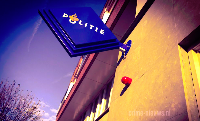 Apparatuur politie gestolen na onderzoek op plaats delict in Zwolle..