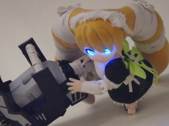 #コンパス より#BEATLESS コラボ#ノホタン こと、#双挽乃保完成です✨髪の毛をパテで造形する際、電池、スイッチ #コンパス より#BEATLESS コラボ#ノホタン こと、#双挽乃保完成です✨髪の毛をパテで造形する際、電池、スイッチ