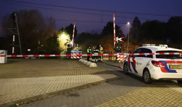Treinverkeer gestremd in Tiel na aanrijding -..