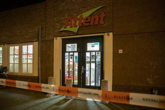 Twee mannen (18) aangehouden voor overval op supermarkt Minckelersstraat Hilversum..