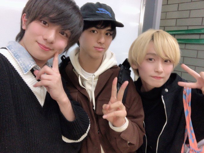 こんばんはっ☺︎今日も #ドラマダ 舞台稽古行って参りました💪🏻🔥稽古終わった後のご飯がおいしい…🥺❣️聖一朗と直弥君と こんばんはっ☺︎今日も #ドラマダ 舞台稽古行って参りました💪🏻🔥稽古終わった後のご飯がおいしい…🥺❣️聖一朗と直弥君と