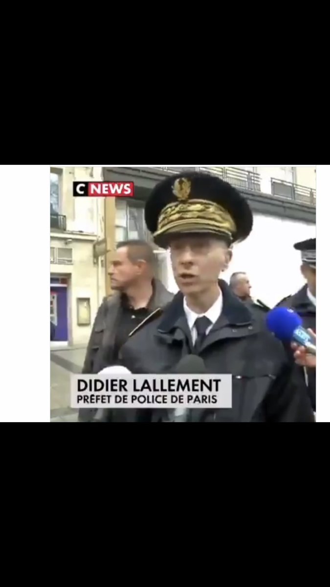 @Backmanland @robertperlskog Pratades det franska så var nog Didier med på länken...klart hattkvalificerad. 