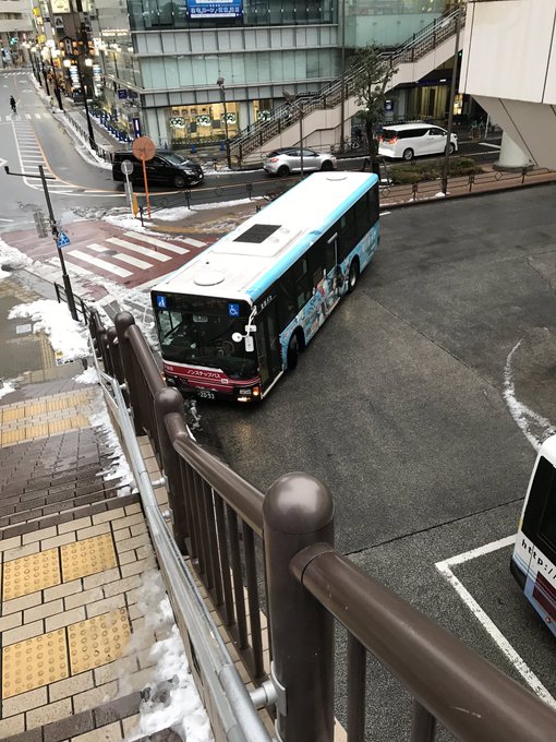 会社にテレワーク機材取りに行ったら、駅で遭遇。昨日で終わりじゃなかったのかwしかし、家の前も走ってたんでこの1年で2、3 会社にテレワーク機材取りに行ったら、駅で遭遇。昨日で終わりじゃなかったのかwしかし、家の前も走ってたんでこの1年で2、3