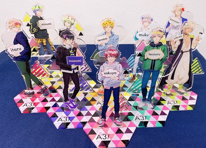 アニメA3! アクリルスタンド(春組/夏組)をご紹介!フォトプロップスを持った劇団員たちのイラストがアクリルスタンドにな アニメA3! アクリルスタンド(春組/夏組)をご紹介!フォトプロップスを持った劇団員たちのイラストがアクリルスタンドにな