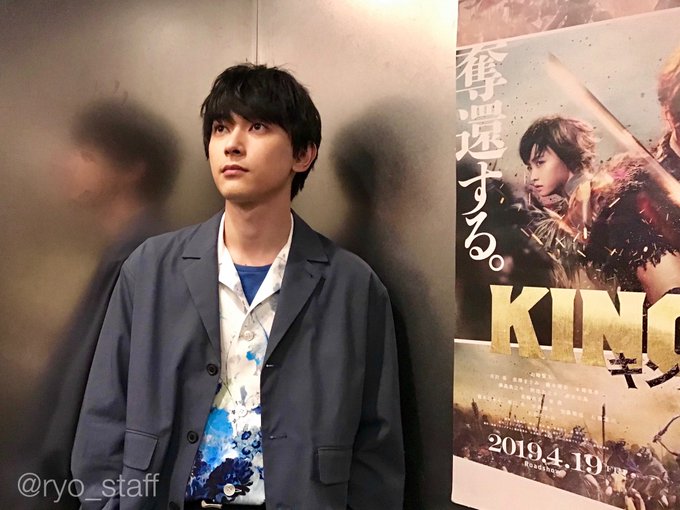 今日は4月19日ということはキングダム の公開からちょうど1年⚔️✨2年前の4月は中国と日本でハードな撮影の日々を過ごし 今日は4月19日ということはキングダム の公開からちょうど1年⚔️✨2年前の4月は中国と日本でハードな撮影の日々を過ごし